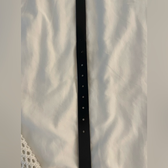 Thrifted black belt with gold buckle - Picture 2 of 3